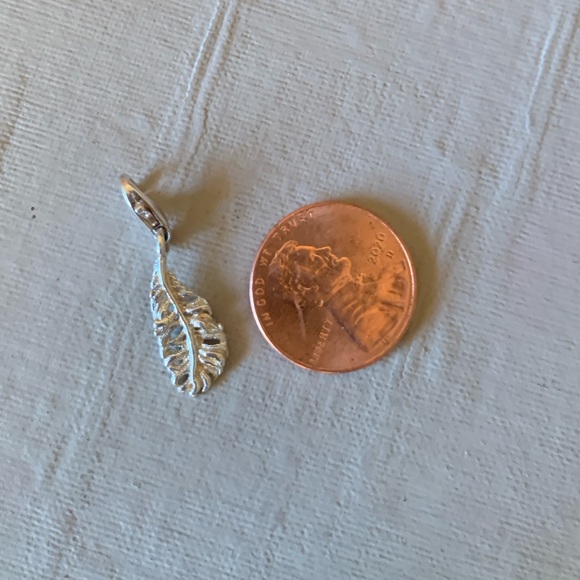 THOMAS SABO 925 Sterling Silver Feather Charm - Picture 3 of 4